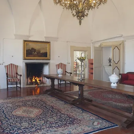 Castello Di Bed & Breakfast Casamassella