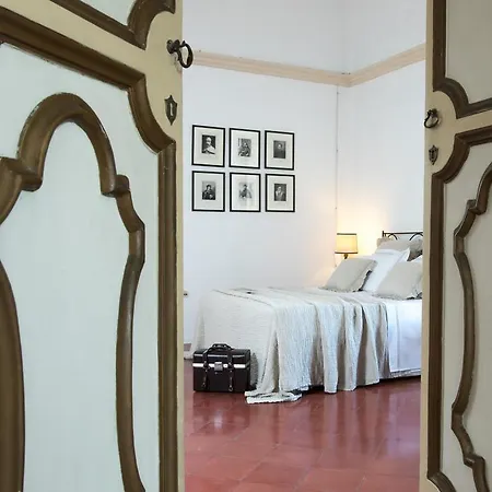 Castello Di Bed & Breakfast Casamassella