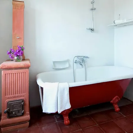 Castello Di Bed & Breakfast Casamassella