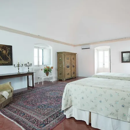 Castello Di Bed & Breakfast 3*